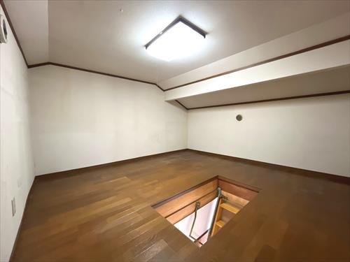 小屋裏収納