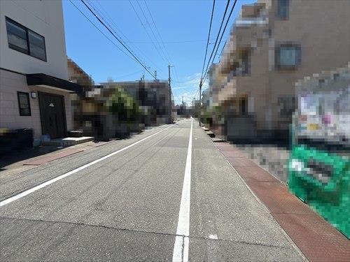 北側道路<西向き>