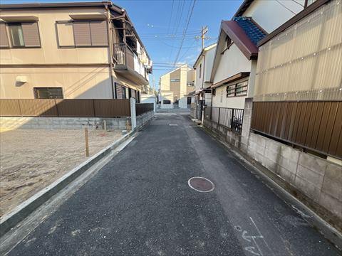 前面道路（2024年12月撮影）