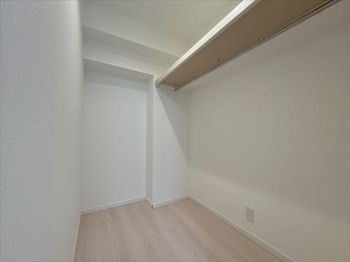 ウォークインクローゼット（北側）