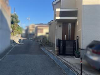 北西側前面道路