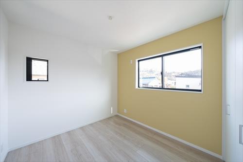 東側洋室約5.2帖