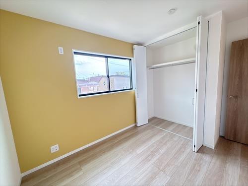 東側洋室約5.2帖