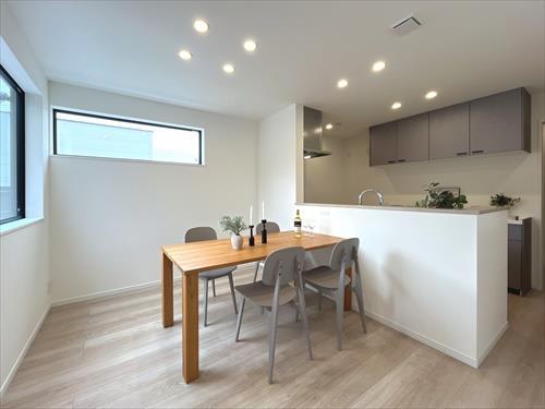 ダイニング