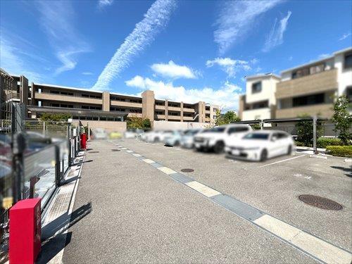 共用部：駐車場