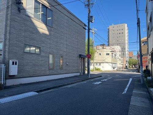 前面道路（南側）