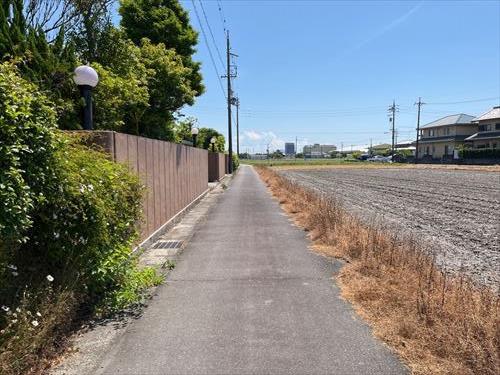 前面道路(2026年5月撮影)