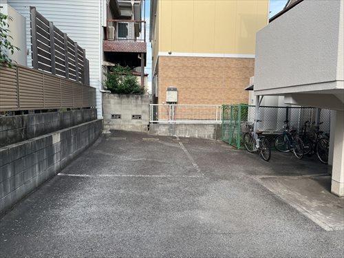 駐車場（東側）
