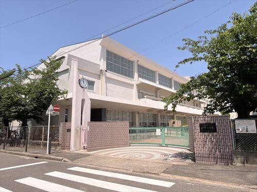 名古屋市立上野小学校まで1170ｍ