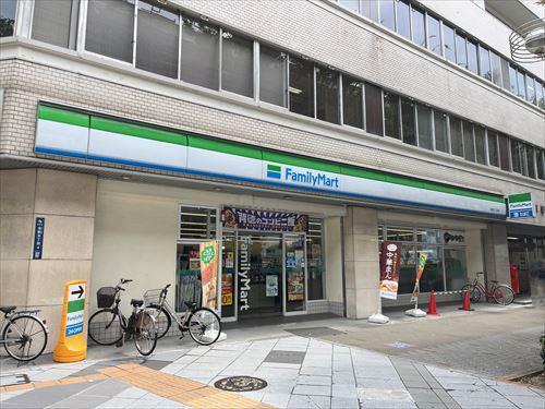 ファミリーマート名駅五丁目店まで110m