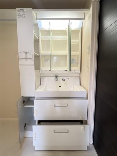 シャワー水栓付洗面化粧台