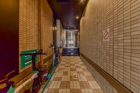 エントランス廊下 1