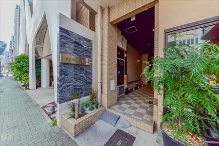 マンション出入口