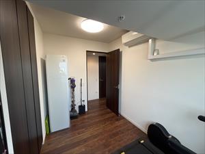 洋室（約5.3帖）2