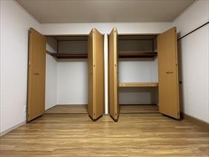 西側洋室（約6.0帖）2