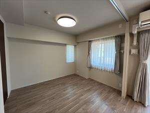 洋室（約6.7帖）2