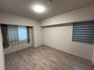 洋室（約8.2帖）1