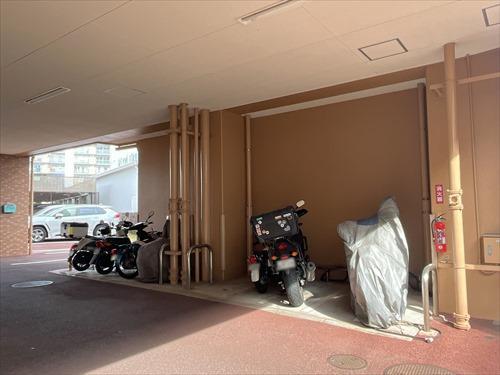 バイク置場