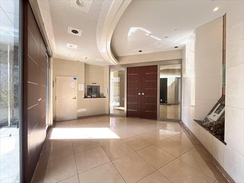 エントランス-1