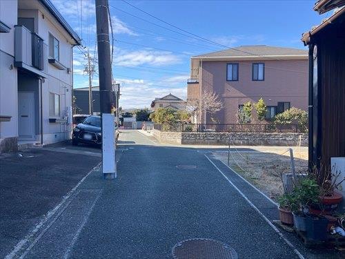 南側前面道路(2026年1月撮影)-1