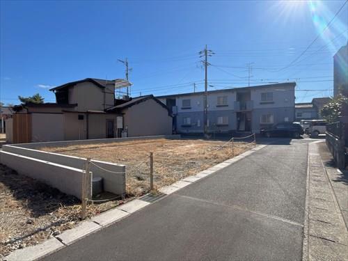 西側前面道路(2026年1月撮影)-1