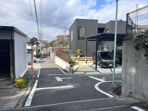 前面道路南西側交差点付近-2