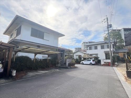 北西側前面道路(2026年1月撮影)-1