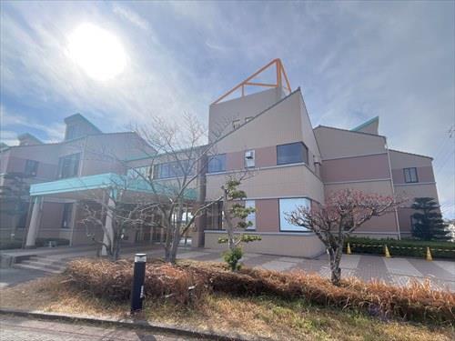 香久山幼稚園まで800m