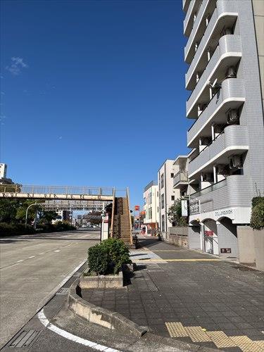 南西側前面道路