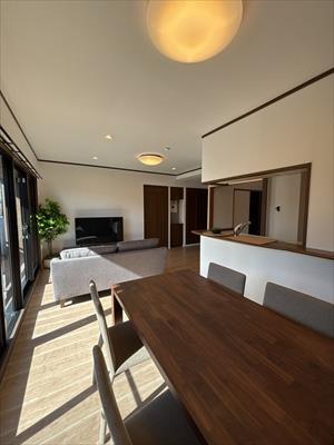 リビング　約12.3帖　別角度