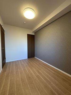 北西側洋室　約5.0帖　別角度