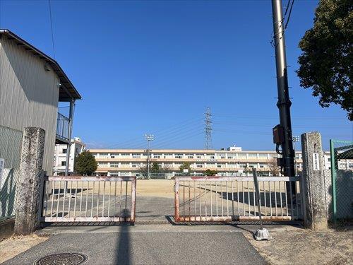 豊田市立高橋中学校まで910m