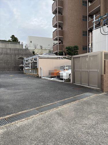 駐車場 (2026年1月撮影)