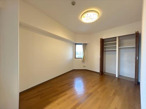 西側洋室7.3帖-1