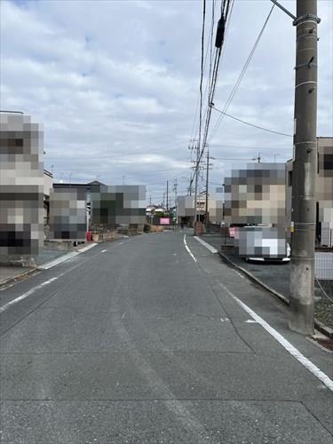 前面道路(2025年12月撮影）