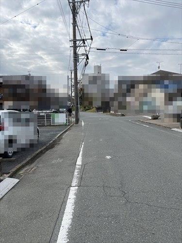 前面道路(2025年12月撮影）