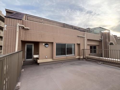 ルーフバルコニー-2