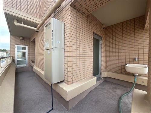 東側バルコニー