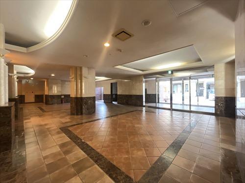 エントランスホール