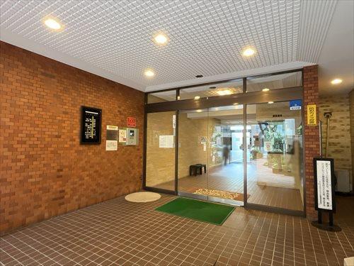 エントランス-2