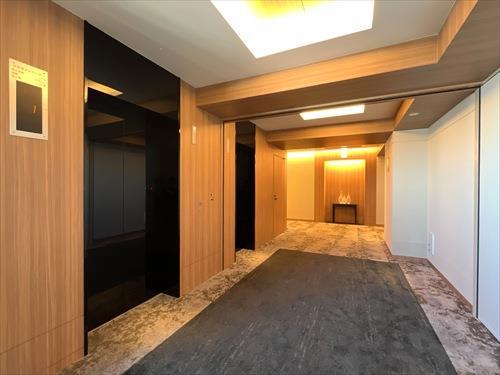 25F エレベーターホール