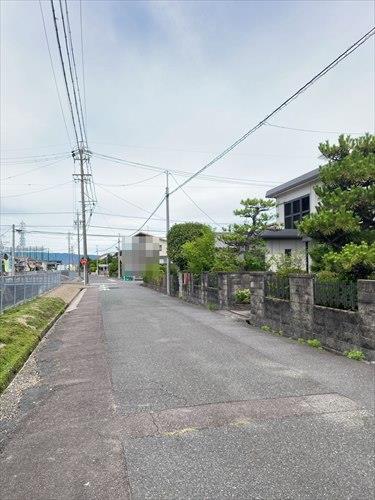 南側前面道路