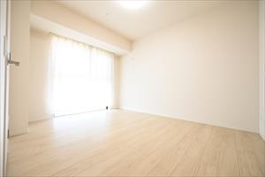 洋室（約8.3帖）2