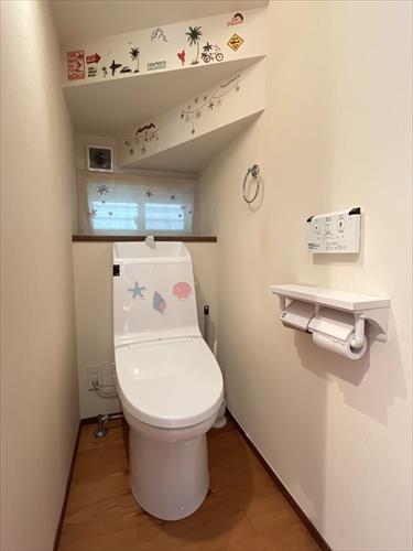 1F トイレ