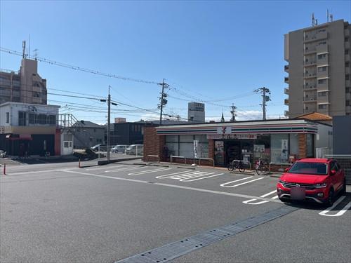 セブンイレブン犬山松本町店まで70m
