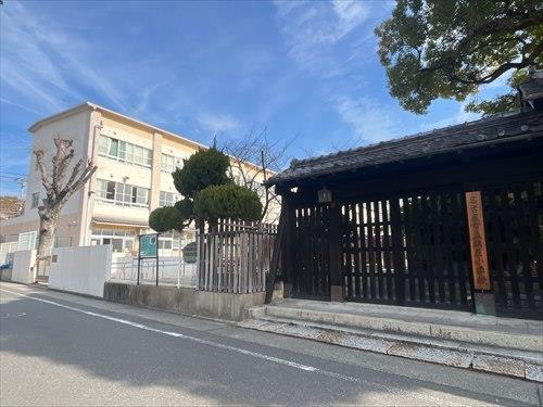名古屋市立旗屋小学校まで340m