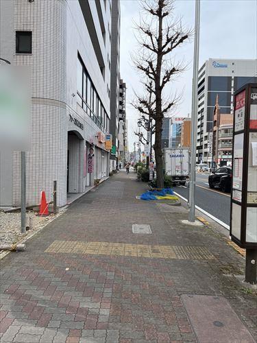 北側前面道路　広小路通側