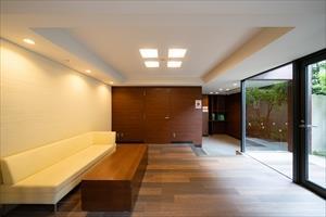 ママズラウンジ