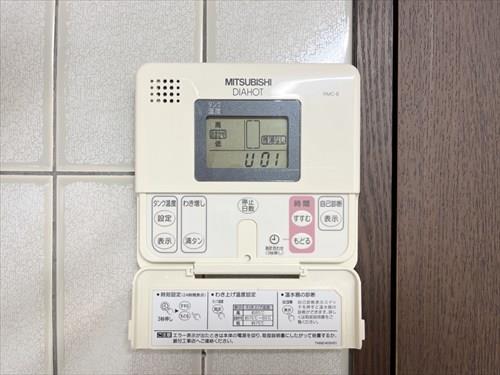 給湯器操作パネル(キッチン)