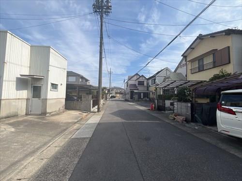 南側前面道路